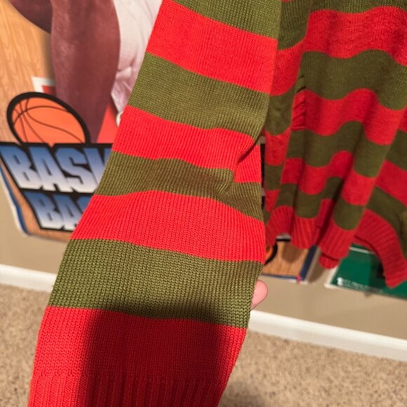 Vintage-Like Nightmare On Elm Street Freddy Krueger Sweater Hot Topic (Men's XL) - Picture 5 of 16